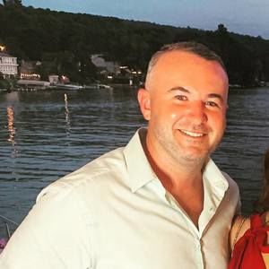 Meet your Posher, Chris